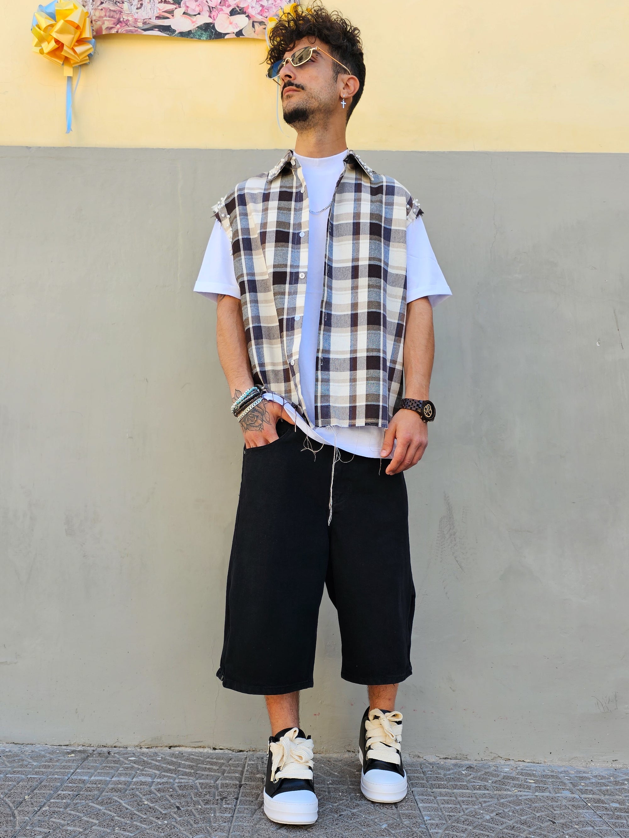 Bermuda Jeans Over Undergroud Black