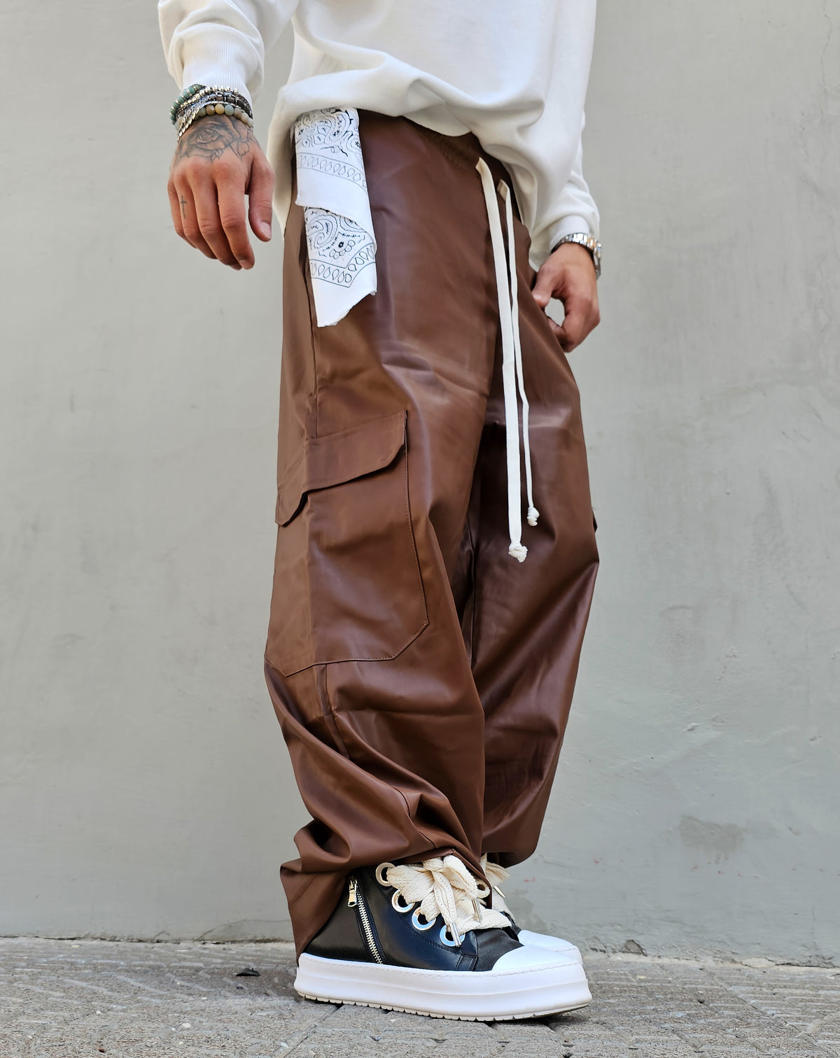 Pantalone Cargo in Ecopelle